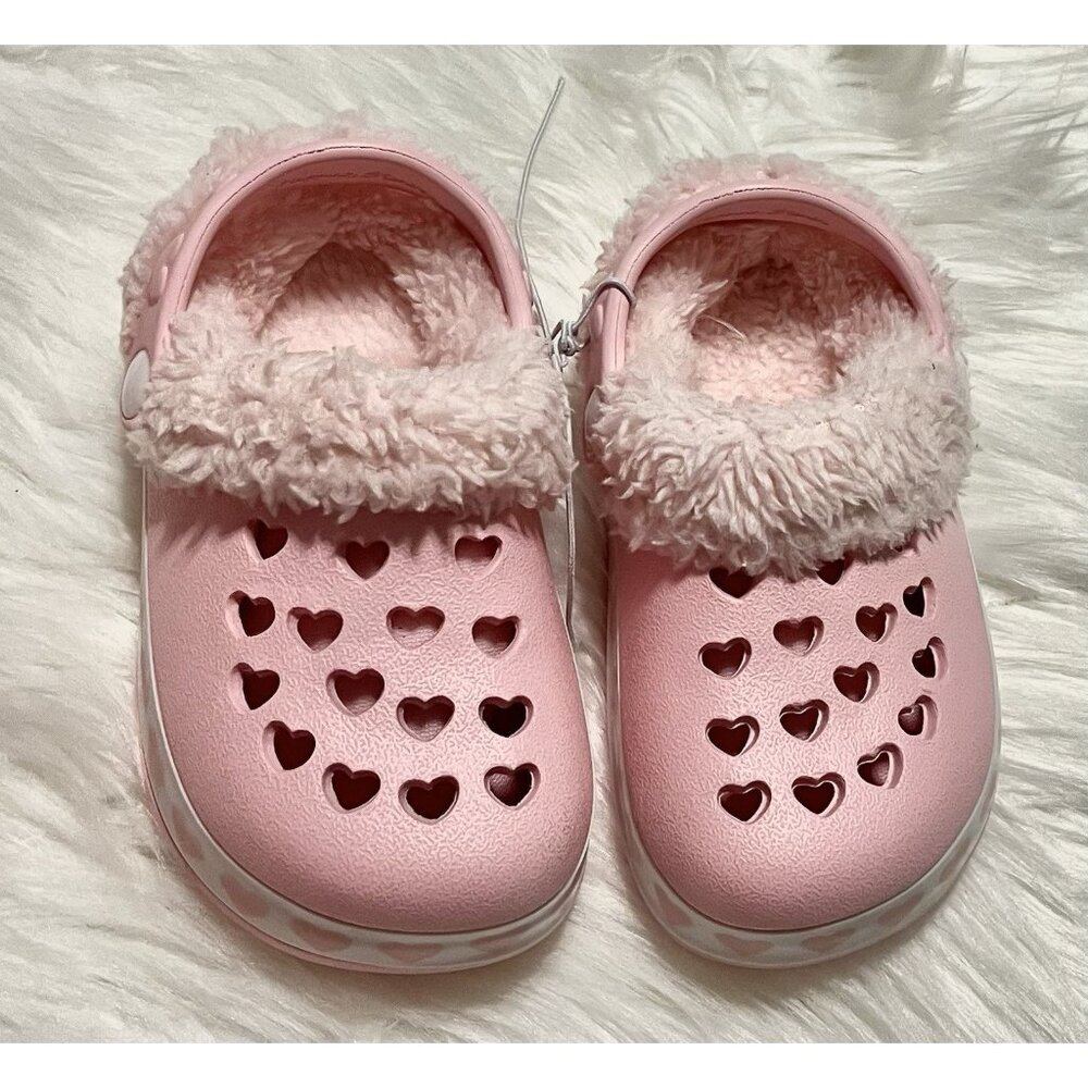 Stepping Stones Toddler Size 6 Pink Faux Fur Lined Clogs Sandals Shoes Hearts